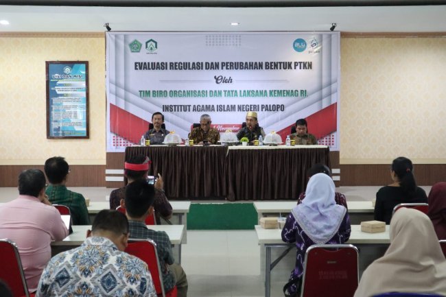 Kemenag RI Sosialisasi Regulasi dan Perubahan Bentuk PTKIN di IAIN Palopo