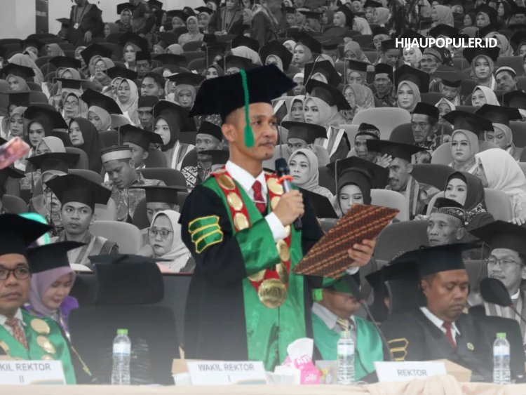 Kala Momen Wisuda Jadi Ajang Persembahan untuk Orang Tua