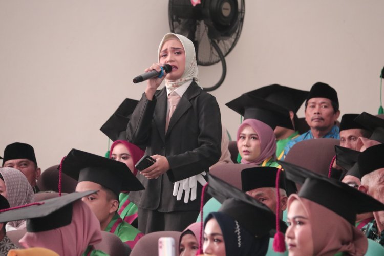 Wisuda Periode Pertama IAIN Palopo Tahun 2024 Terlaksana, Kukuhkan 300 Wisudawan