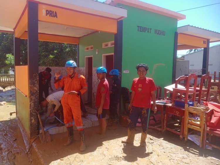 Penarikan Relawan Banjir IAIN Palopo di Luwu: Misi Kemanusiaan Belum Usai!