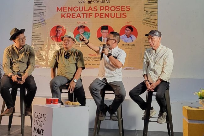 Bachtiar Adnan Kusuma: Pertahankan Budaya Menulis di Kampus!