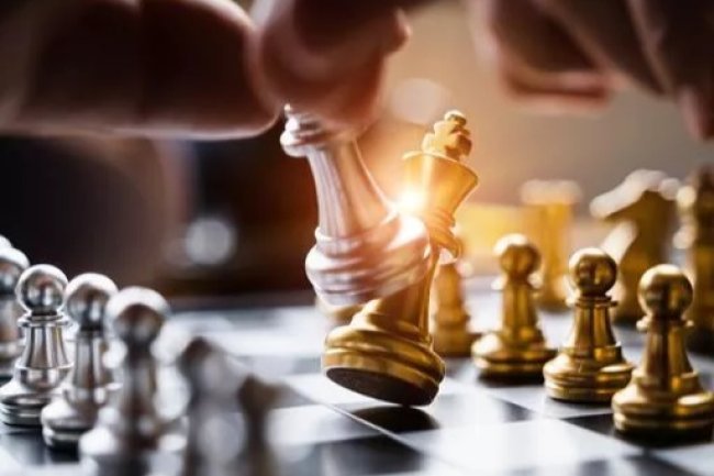 Strategi Politik di Balik Layar