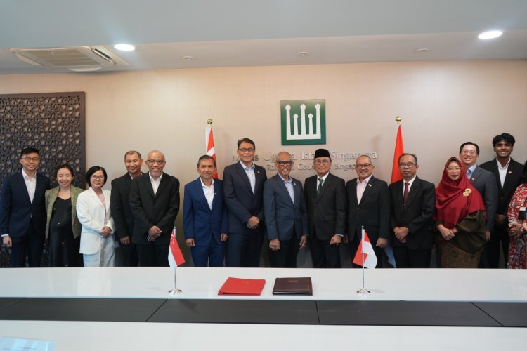 Indonesia dan Singapura Teken MoU Jaminan Produk Halal