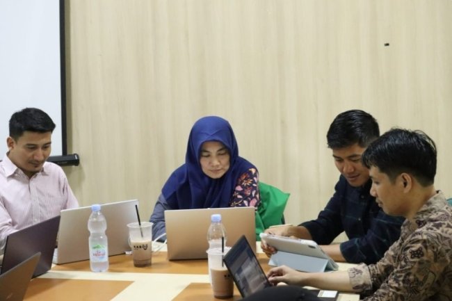 Dosen & Mahasiswa IAIN Palopo Kolaborasi, Ikutkan 5 Artikel di ICONIES UIN MalangĀ
