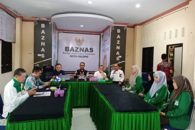 Perkuat Kompetensi Manajemen Zakat, Prodi MBS Kirim 5 Mahasiswa Magang di Baznas Palopo