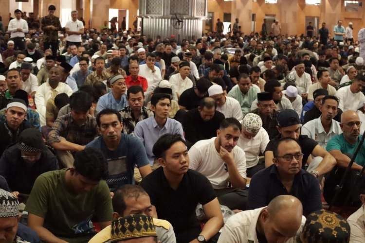 Rektor IAIN Palopo Sampaikan Urgensi Sertifikasi Halal dalam Khutbah Jumat di Masjid Istiqlal Jakarta