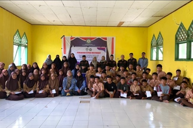 Prodi PBA IAIN Palopo Pengabdian Masyarakat di MAS Istiqamah Salu Makarra