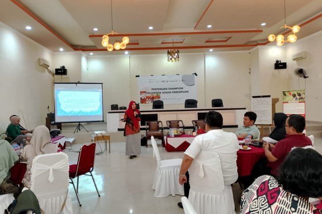 Dr Fasiha Paparkan Pentingnya Inovasi Produk di Pertemuan Champion Bisnis SCF