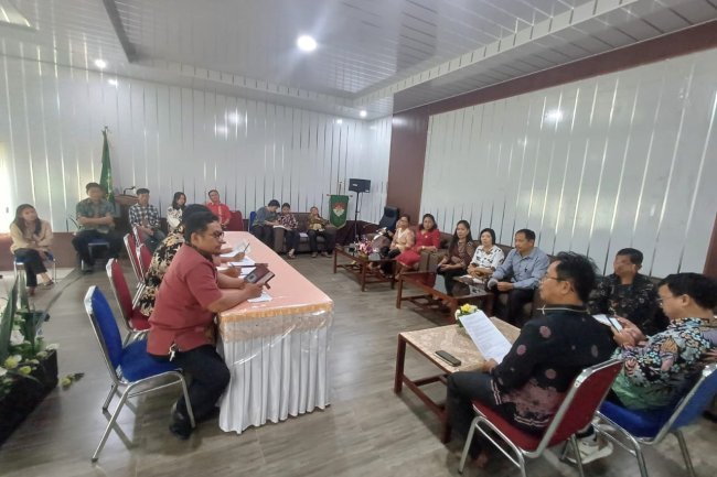PUK Tana Toraja Rapat Evaluasi Awal Tahun 2025: Program Terlaksana dengan Baik!