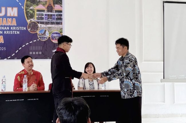 Yudisium Prodi Kepkri FBKK IAKN Toraja, Rektor Titip Pesan Ini Ke Mahasiswa