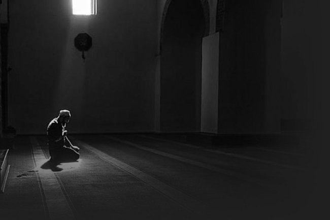 Tentang Ramadan, Isyarat untuk Berhenti Sejenak