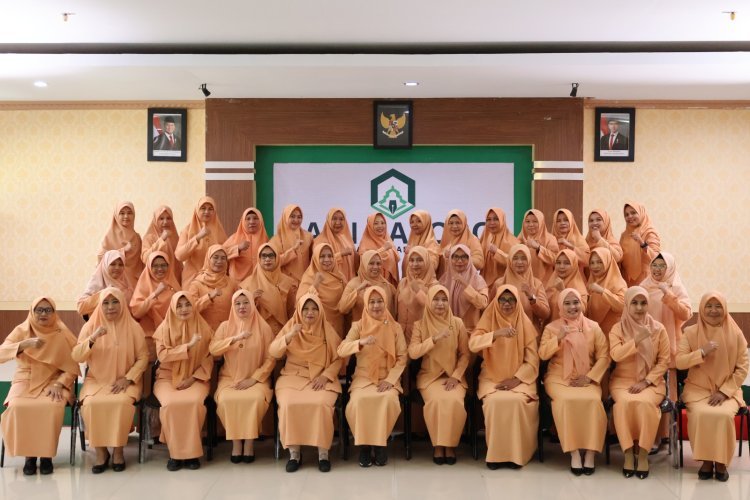 Pengukuhan Pengurus Baru DWP IAIN Palopo Periode 2025-2029
