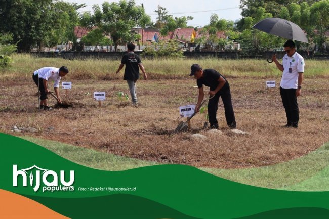 Gerakan Nasional, IAIN Palopo Ikut Tanam Pohon Matoa: Wujud Cinta Lingkungan dan Spiritualitas