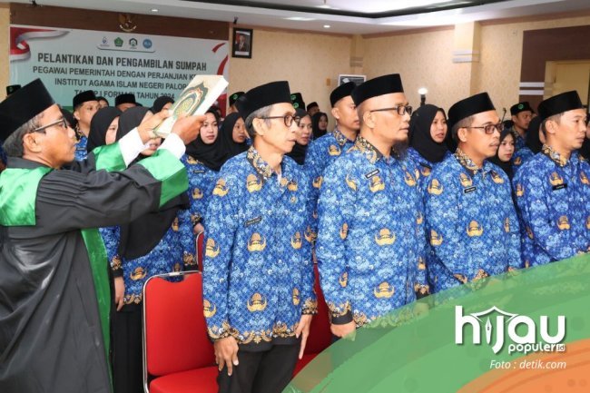 Menag RI Lantik dan Kukuhkan 79 Orang PPPK Tahap I UIN Palopo