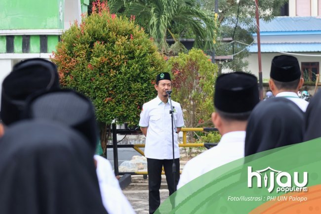 Rektor dan Karo AUAK UIN Palopo Pimpin Apel Senin, Ajak Tingkatkan Kedisiplinan dan Profesionalisme