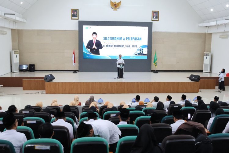 2 Tahun 9 Bulan Menjabat, Karo AUAK UIN Palopo Dilepas Haru Pimpinan dan Sivitas Akademika