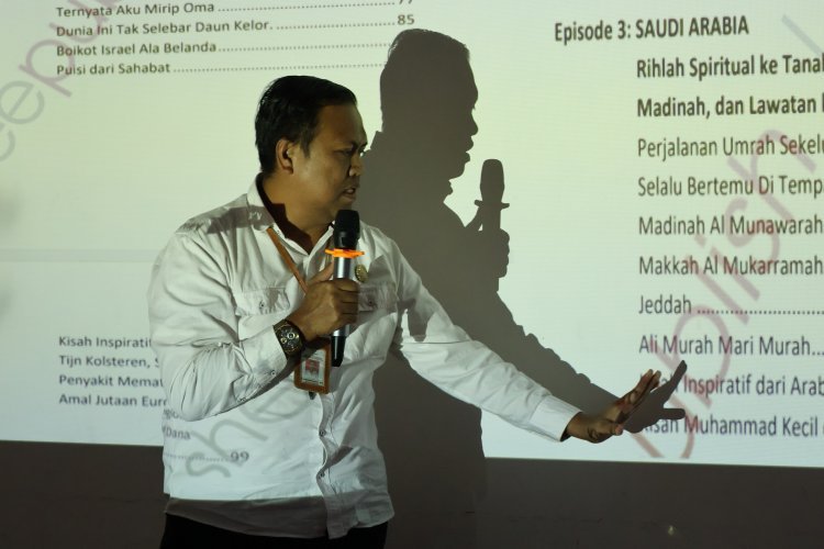 Pascasarjana UIN Palopo Gelar Diskusi Buku My Inspiring Journey Karya Muammar Arafat