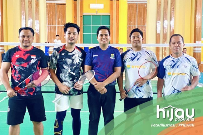 Pertandingan Bulu Tangkis Internal UINP, Semarak Hari Kemerdekaan RI ke-80
