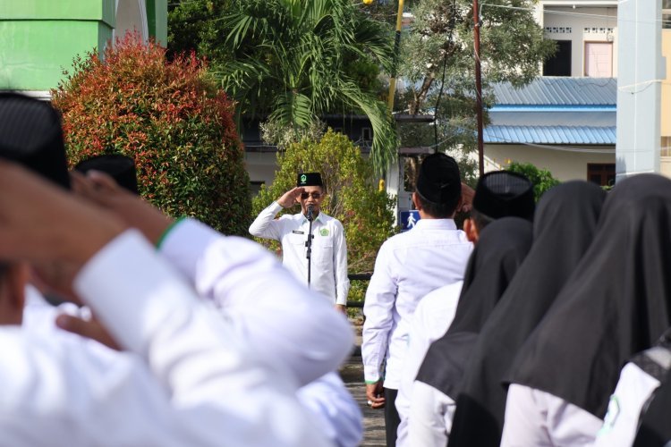 Rektor UIN Palopo Ajak Sivitas Akademika Jaga Sikap Positif