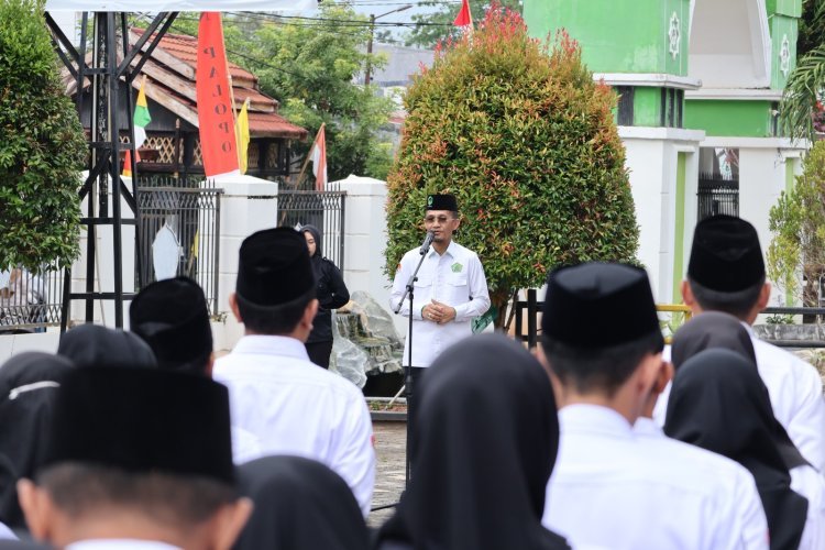 Amanat Rektor UIN Palopo dalam Apel Pagi; Pemimpin Harus Tahu Kondisi Tanggung Jawabnya