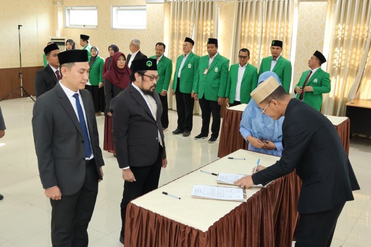 Wujudkan Layanan Prima,  Rektor Lantik 9 Pejabat Baru UIN Palopo