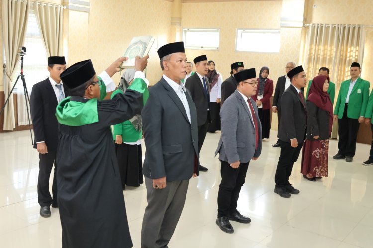 Wujudkan Layanan Prima,  Rektor Lantik 9 Pejabat Baru UIN Palopo