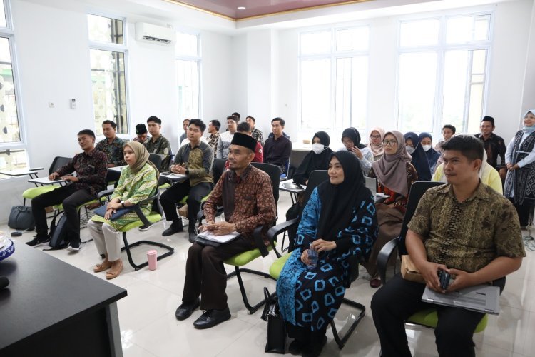 Refresfment Dosen Fakultas Syariah UIN Palopo, Rektor Dorong Tingkatkan Budaya Baca