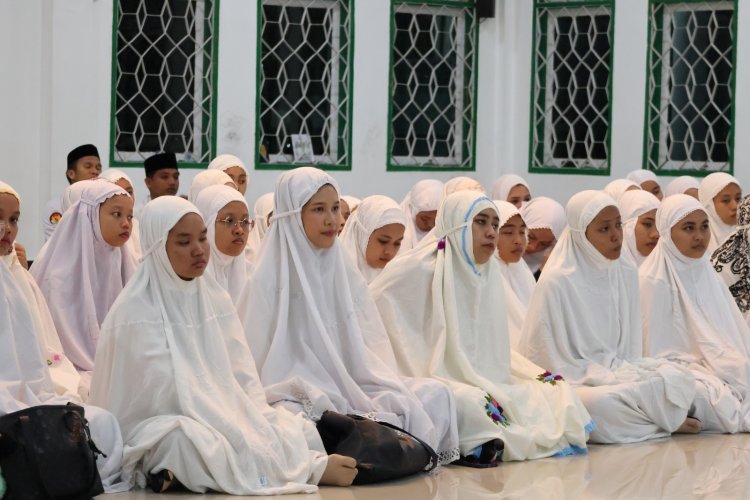 Rektor Buka Program Pesantren Mahasiswa Angkatan 7 Ma’had Al-Jami’ah UIN Palopo
