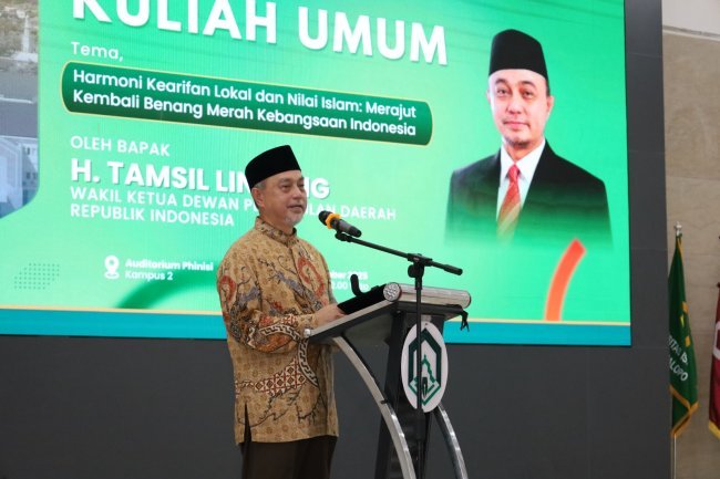 Wakil Ketua DPD RI Tamsil Linrung Isi Kuliah Umum di UIN Palopo