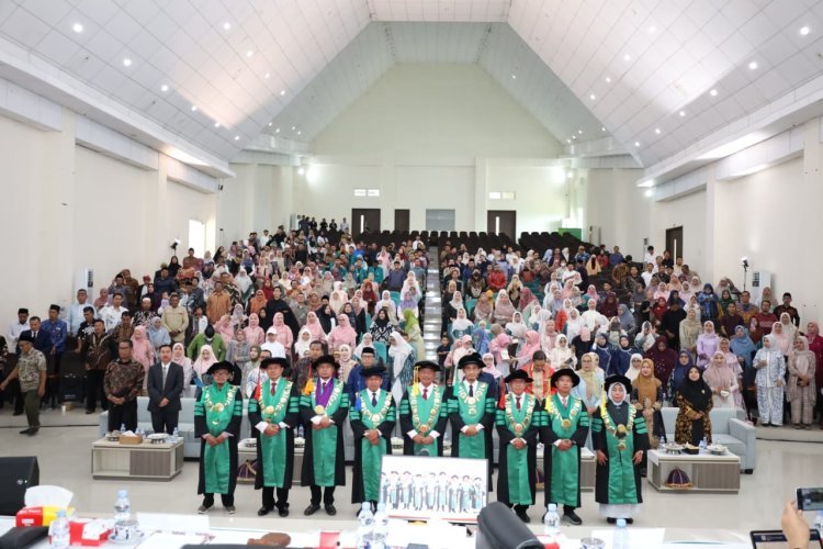 Dirjen Pendis Kemenag RI Kukuhkan Lima Guru Besar UIN Palopo