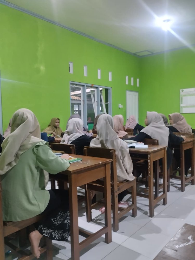 Mahasiswa Pengajar di Madrasah Aliyah, Belajar Bahasa Ketulusan