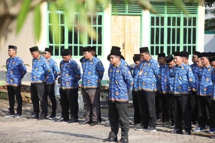 Wakil Rektor II Pimpin Upacara HKN UIN Palopo, Tekankan Kolaborasi dan Penyelesaian Program Akhir Tahun