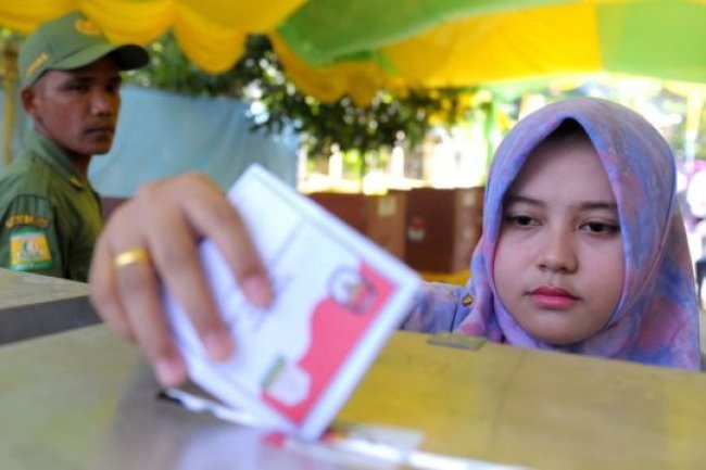 Perempuan Dalam Pemilihan Dan Pemilih Perempuan