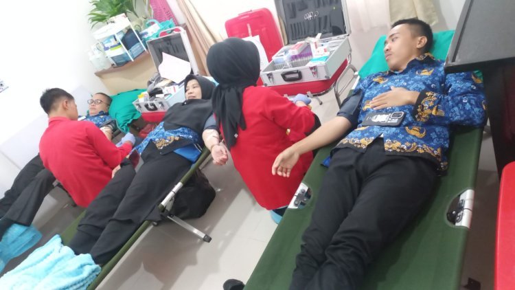 Momen Bulan Pahlawan Dimanfaatkan Klinik Pratama UIN Palopo Gelar Donor Darah