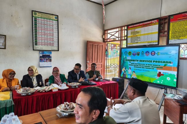 Tanamkan Kesadaran Lingkungan Sejak Dini, UIN Palopo Gelar Aksi Ekoteologi di Kambo
