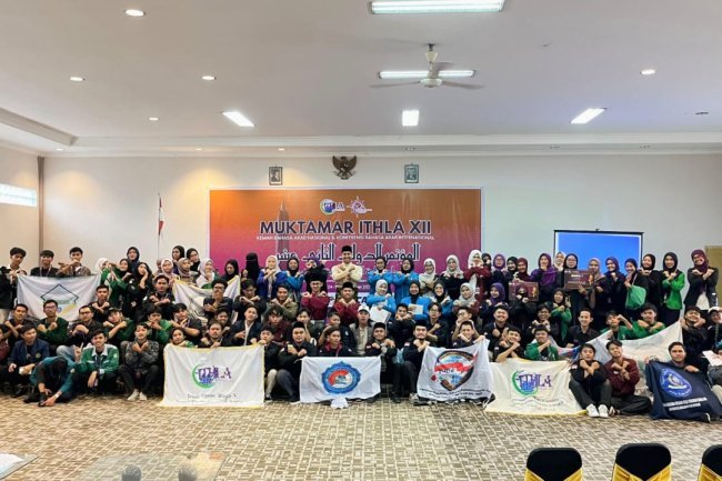 Mahasiswa PBA FTIK UIN Palopo Wakili Kampus pada Forum Internasional Bahasa Arab di Malang