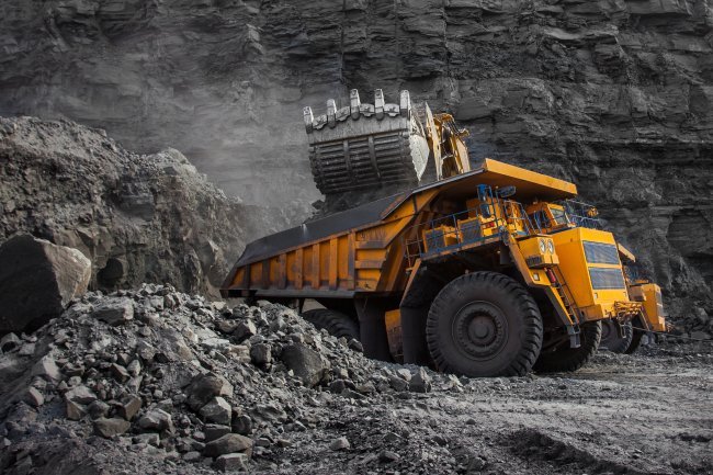 Ekonomi Tambang, Nilai Tak Sebanding dengan Kerusakan Lingkungan dan Bencana