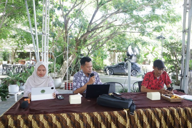 Optimalkan Capaian Akreditasi, FEBI UIN Palopo Tinjau Borang Manajemen Bisnis Syariah