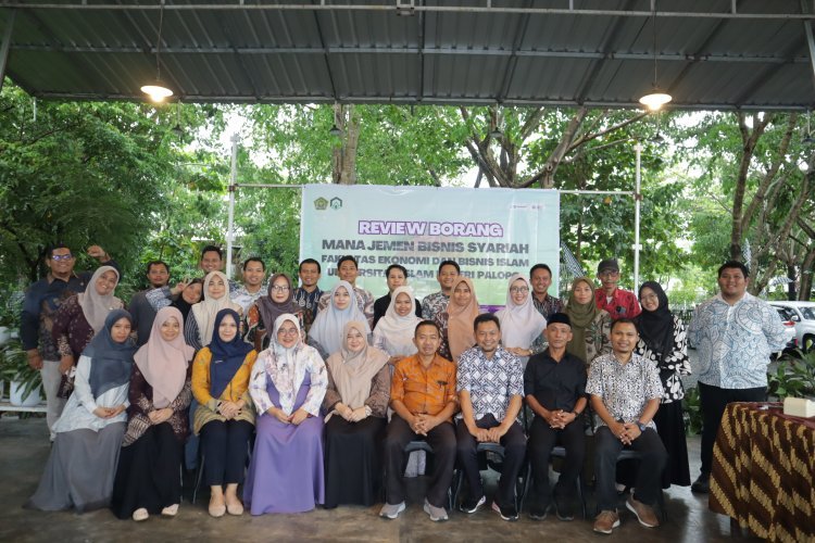 Optimalkan Capaian Akreditasi, FEBI UIN Palopo Tinjau Borang Manajemen Bisnis Syariah