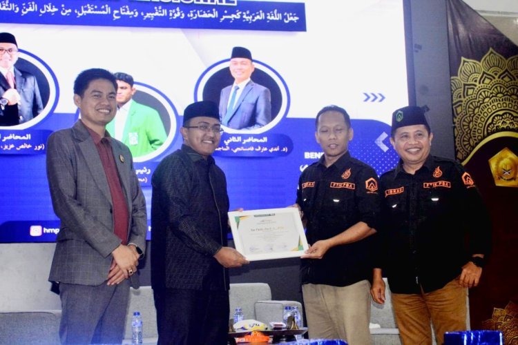 Bahasa Arab dan Inspirasi Perubahan: Seminar Nasional Pesiar VIII Hadirkan Legislator Lutim di UIN Palopo
