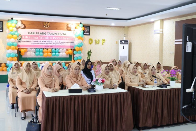 Perempuan Berdaya, Keluarga Bahagia: DWP UIN Palopo Ikuti Peringatan HUT DWP ke-26