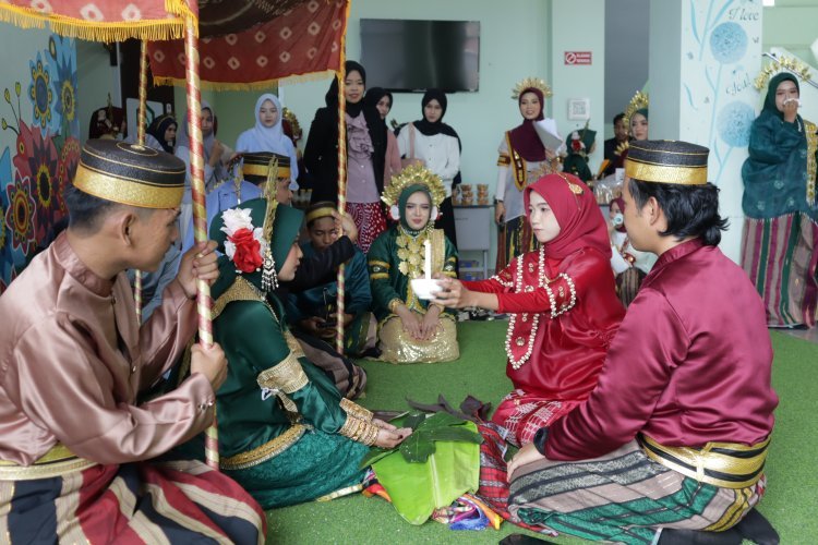 Mengangkat Kearifan Lokal, FEBI UIN Palopo Dorong Ekonomi Kreatif Mahasiswa