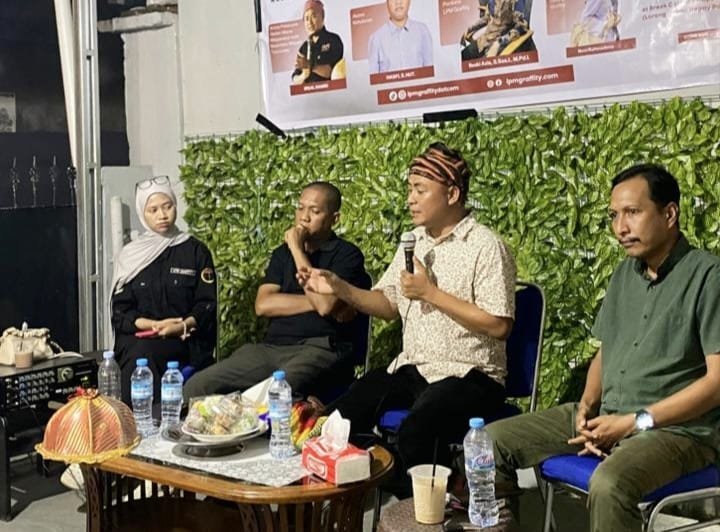 Post-Truth Ecology: Ketika Krisis Lingkungan dan Krisis Kebenaran Bertemu