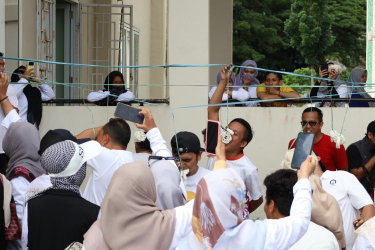 Pagi Penuh Tawa di Kampus Hijau, Senam dan Lomba Warnai HAB ke-80 Kemenag di UIN Palopo