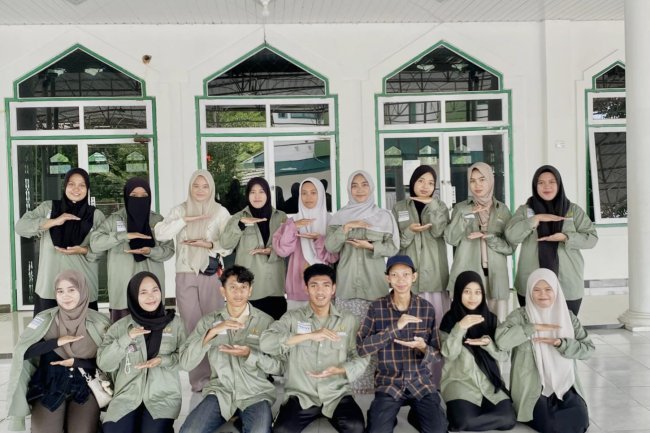 Mahasiswa Penerima Beasiswa Cendekia BAZNAS UIN Palopo Gelar Program “Ramadhan Berseri”