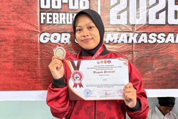 Salsabila Nurlang Tembus Final Karate Piala Gubernur Sulsel, Bawa Nama UIN Palopo Bersinar