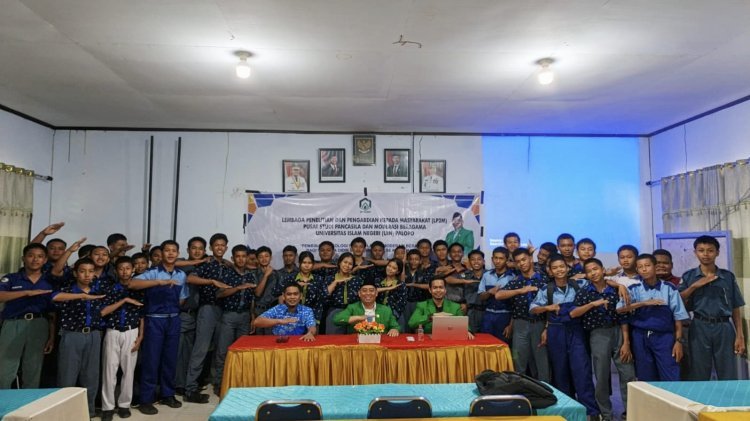 UIN Palopo Datangi Sekolah, Ajak Pelajar Cerdas Tangkal Hoaks dan Intoleransi