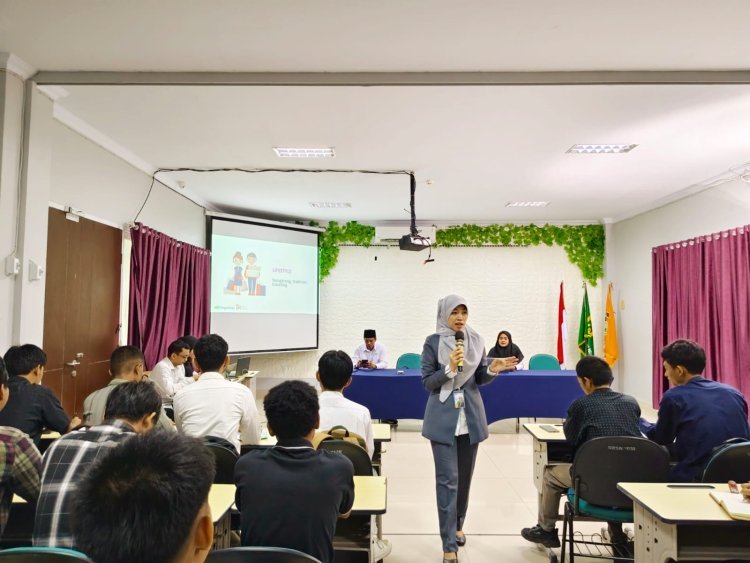 Pegadaian Mengajar di FEBI UIN Palopo, Mahasiswa Belajar Investasi Emas