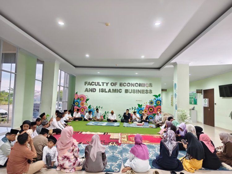 Pimpinan UIN Palopo Soroti Peningkatan Akreditasi Saat Buka Puasa Bersama FEBI