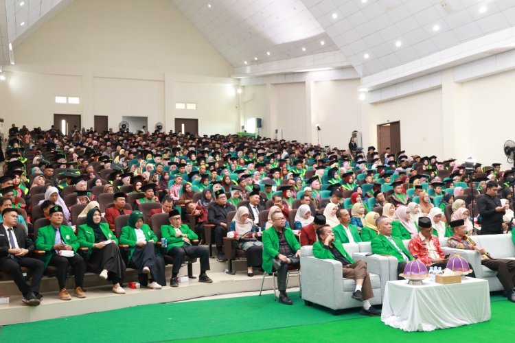 UIN Palopo Kukuhkan 647 Wisudawan pada Periode I 2026